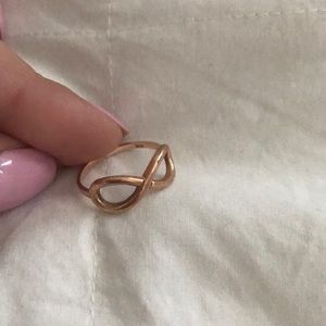 10k Infinity gold ring